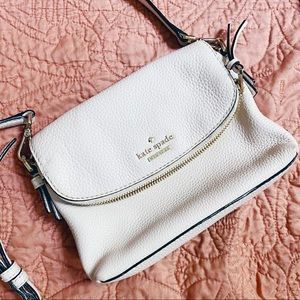 Kate Spade New York white leather crossbody purse bag front flap zipper small
